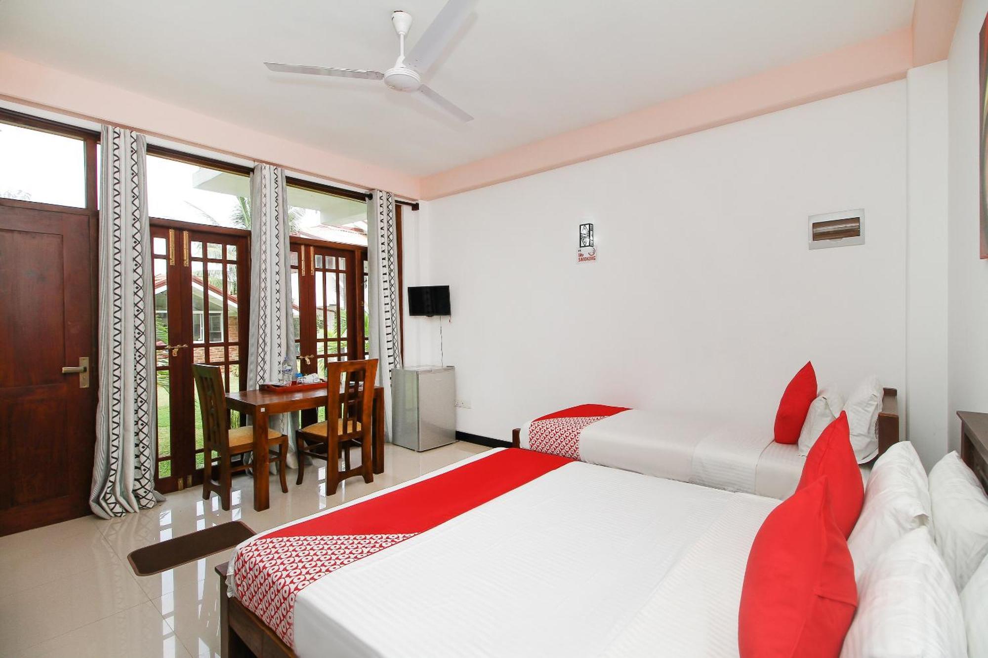 Lioni Holidays Villa Negombo Cameră foto