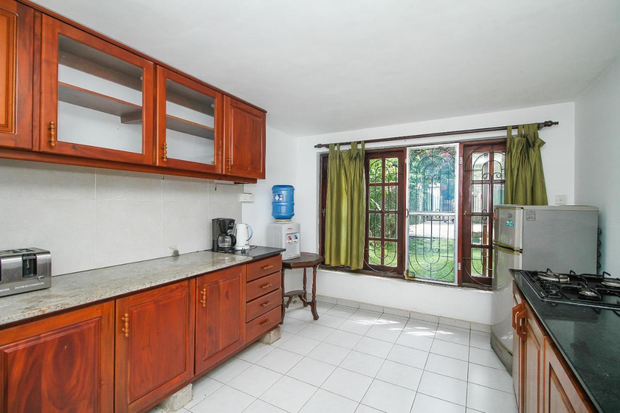 Lioni Holidays Villa Negombo Exterior foto