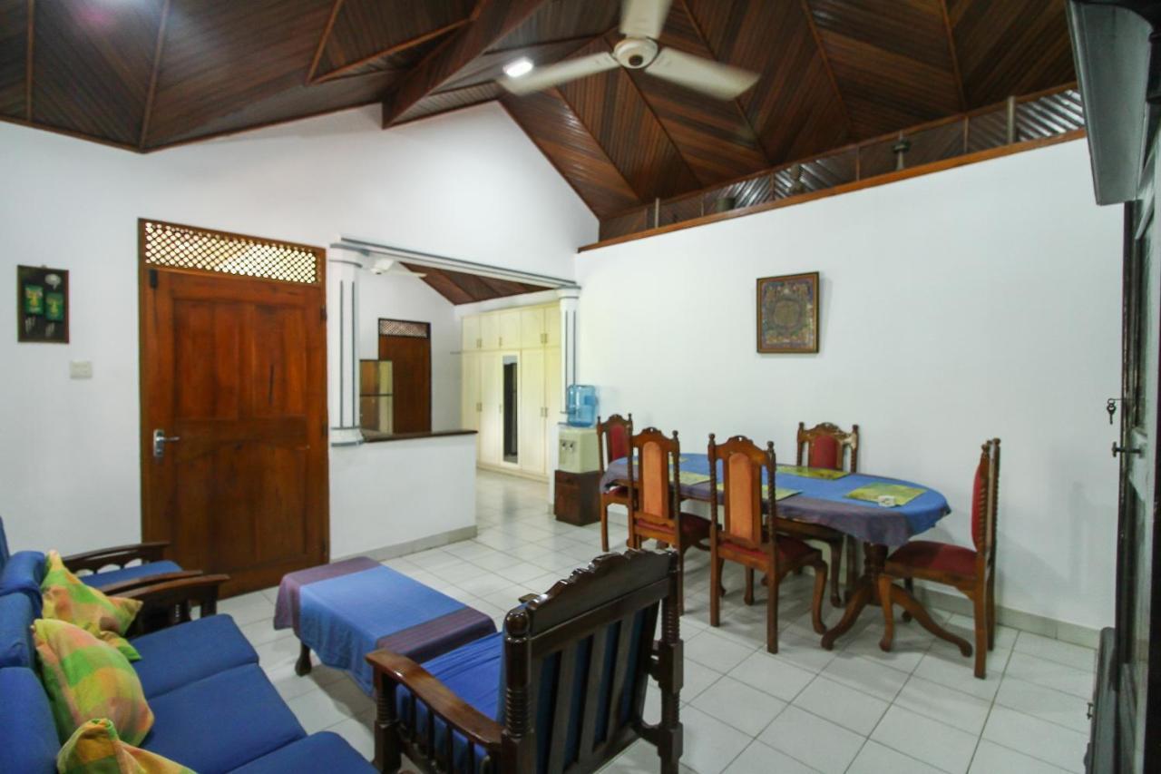Lioni Holidays Villa Negombo Exterior foto